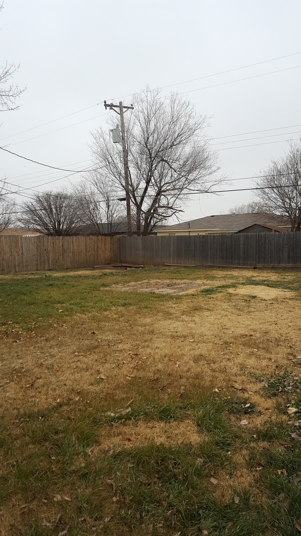 Building Photo - Located in Lawndale!!! 3bedrooms 1bath 1 c...