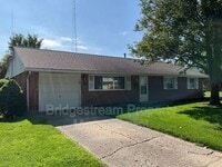 Building Photo - 4320 Maxlin Rd