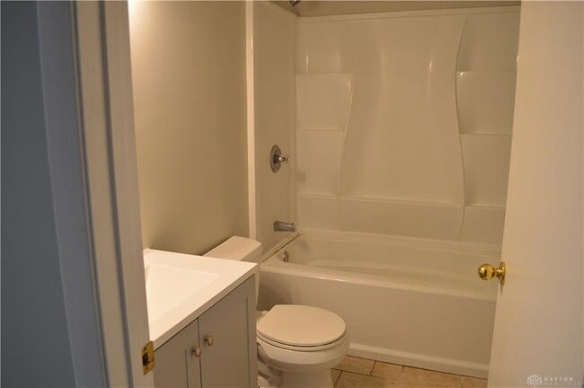 Building Photo - 8344 Woodgrove Dr