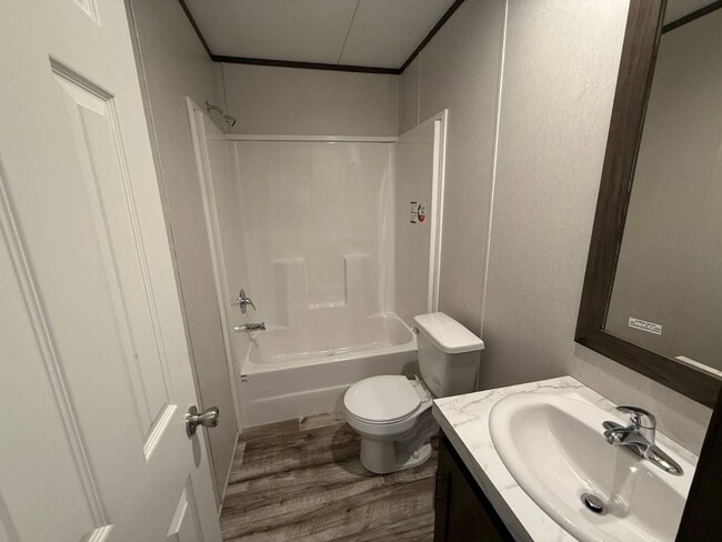 Building Photo - 2881 TX-110