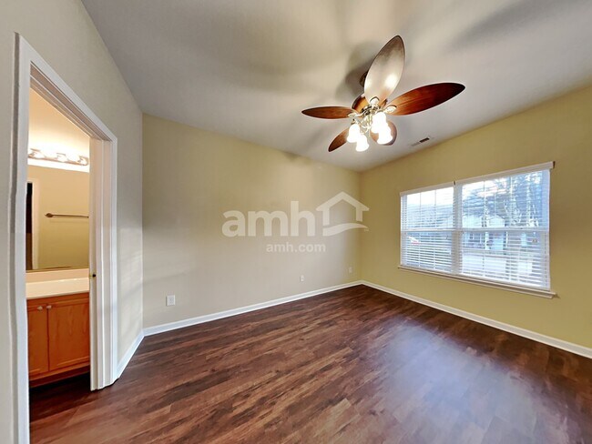Building Photo - 11342 Heritage Green Dr