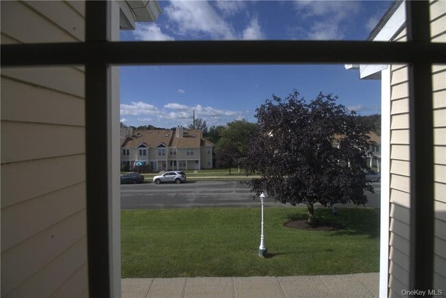 Building Photo - 2507 Whispering Hls