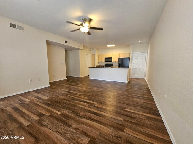 Building Photo - 18416 N Cave Creek Rd