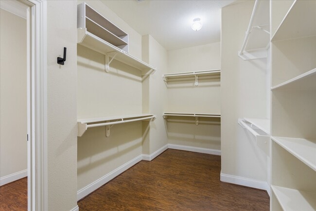 Building Photo - 3034 Orchard Ct