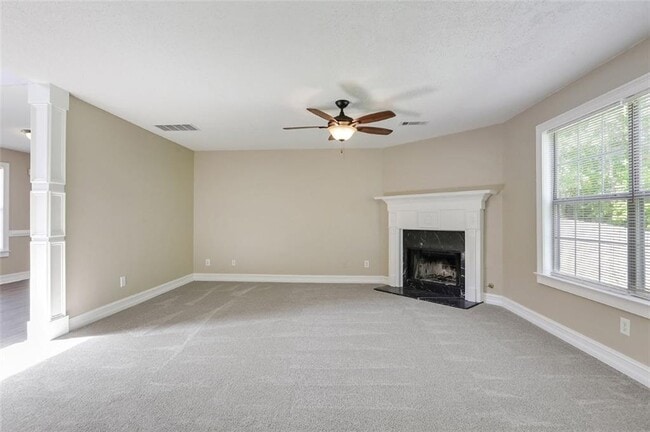 Building Photo - 312 Eagle Way