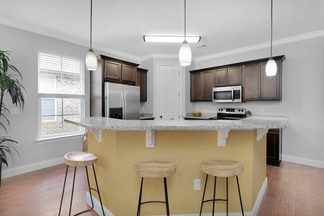 Building Photo - 902 Bay Breeze Cove