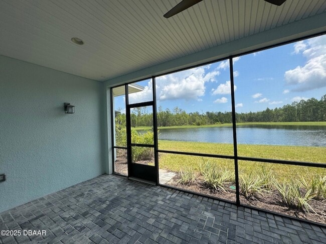 Building Photo - 725 Margaritaville Ave