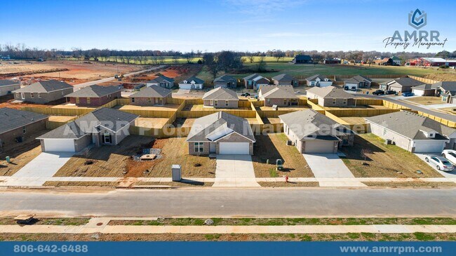 Building Photo - Modern 4-Bedroom Home – Perfect for Growing Families!