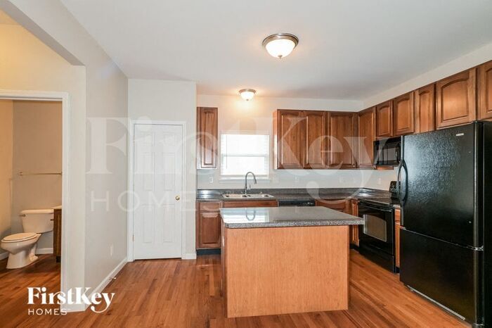 Building Photo - 217 Hawksbury Pl