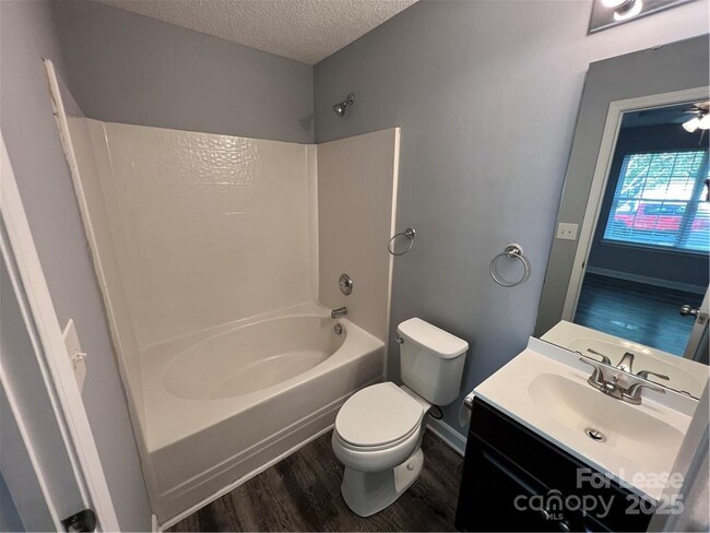 Building Photo - 1216 Elise Marie Dr