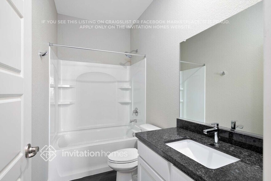 Building Photo - 24397 E Montana Ave