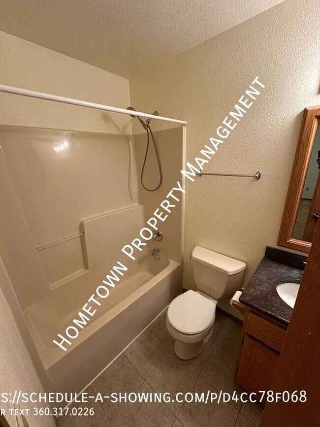 Building Photo - 3221 41st Way SE