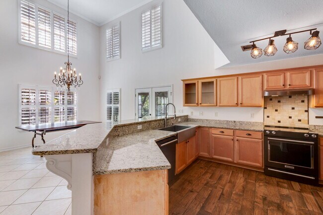 Building Photo - 314 Tequesta Dr