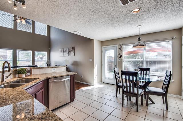 Building Photo - 5000 Evergreen Dr