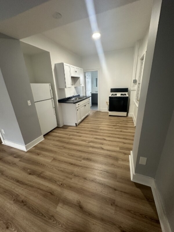 Building Photo - 2654 N Moreland Blvd