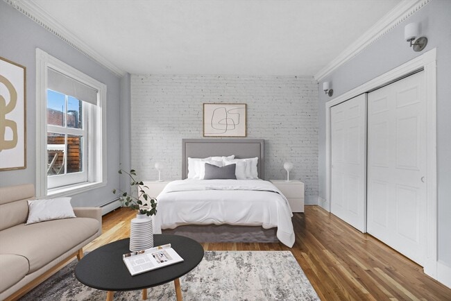 Building Photo - 439 Marlborough St