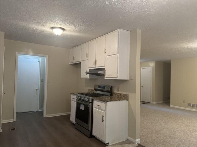 Building Photo - 7461 Cardinal Way
