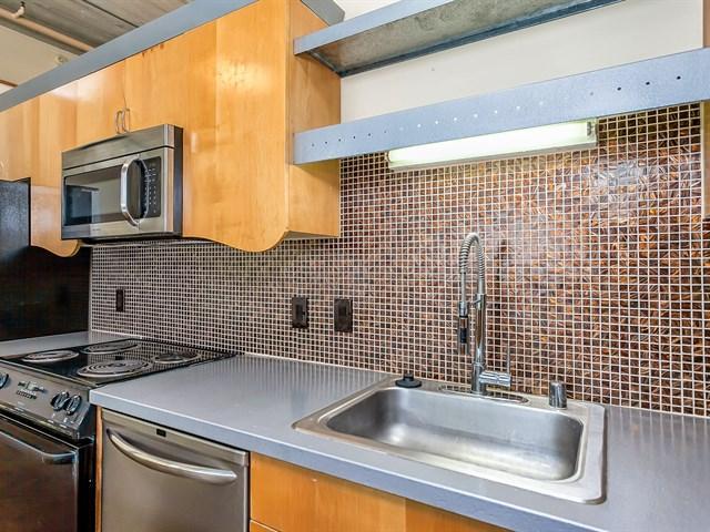 Building Photo - Open Floor Plan Loft in Jack London Square