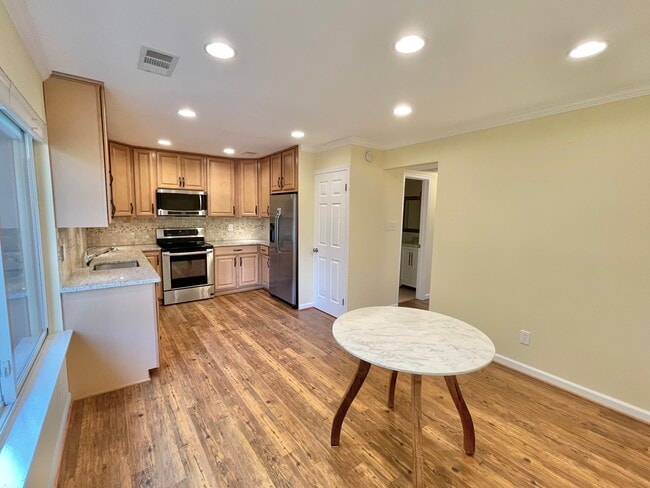 Building Photo - 1661 Westwind Way