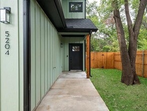 Building Photo - 5204 Slate St