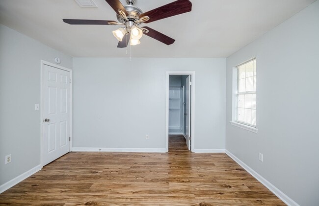 Building Photo - 125 Magnolia Dr