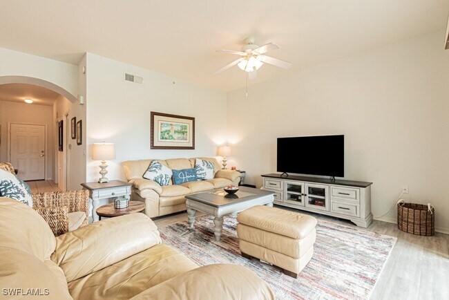 Building Photo - 3830 Sawgrass Way