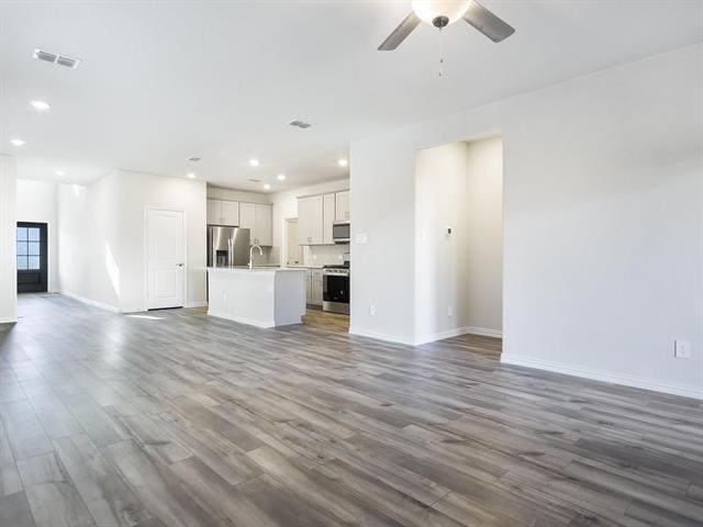 Building Photo - 208 Goosewood Dr