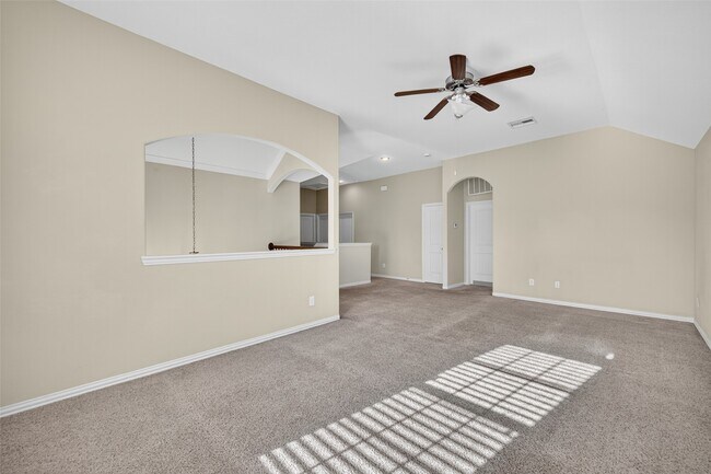 Building Photo - 17926 Tall Chestnut St