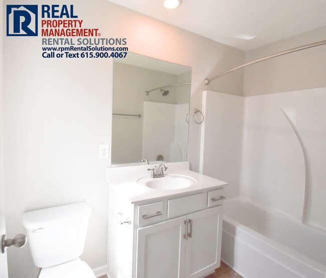 Building Photo - Gorgeous luxury 2BD/2.5BA M'boro townhome across from MTSU! Attached garage & washer/dryer!