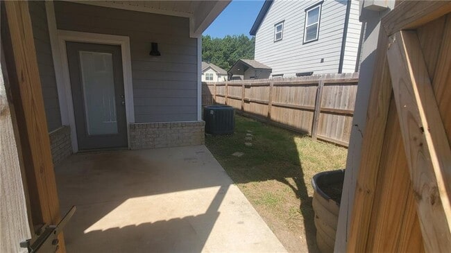 Building Photo - 1242 N Sicily Ln
