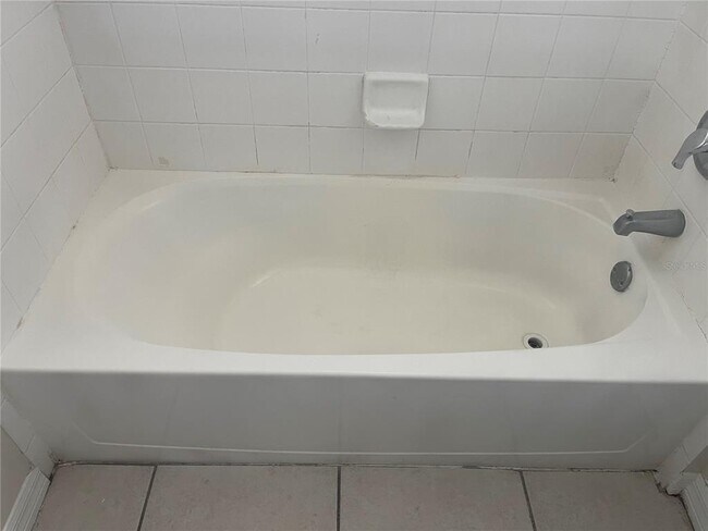 Building Photo - 326 Chelmsford Ct