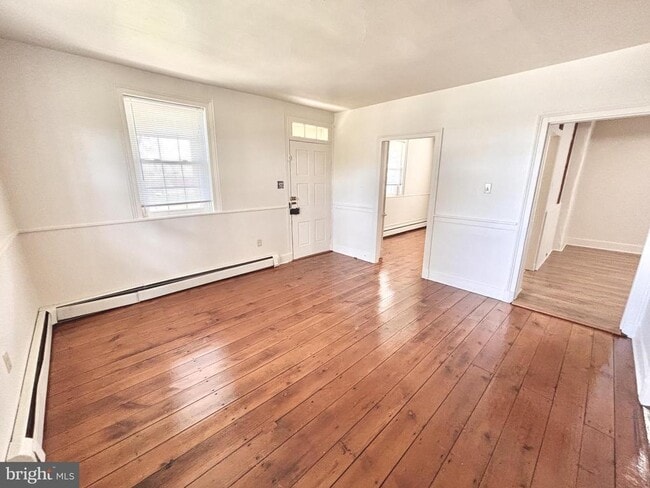 Building Photo - 970 Disston View Dr