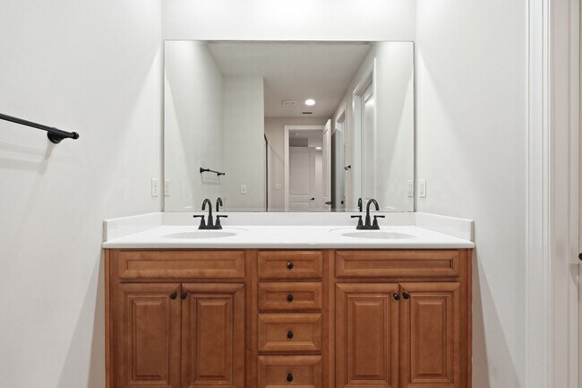Building Photo - 4256 Skipjack Cove
