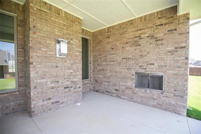 Building Photo - 9317 NW 117th St