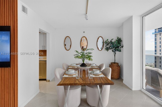 Building Photo - 2401 Collins Ave