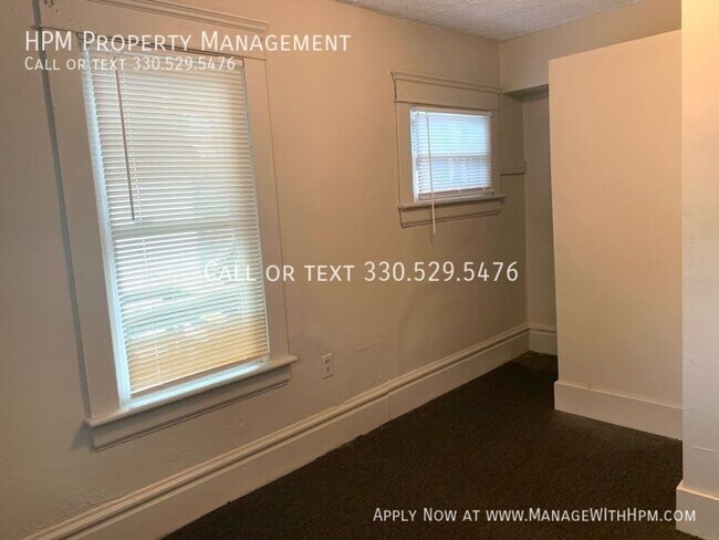 Building Photo - 515 Sumner St