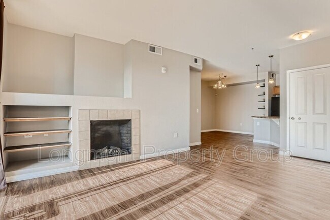 Building Photo - 804 Summer Hawk Dr