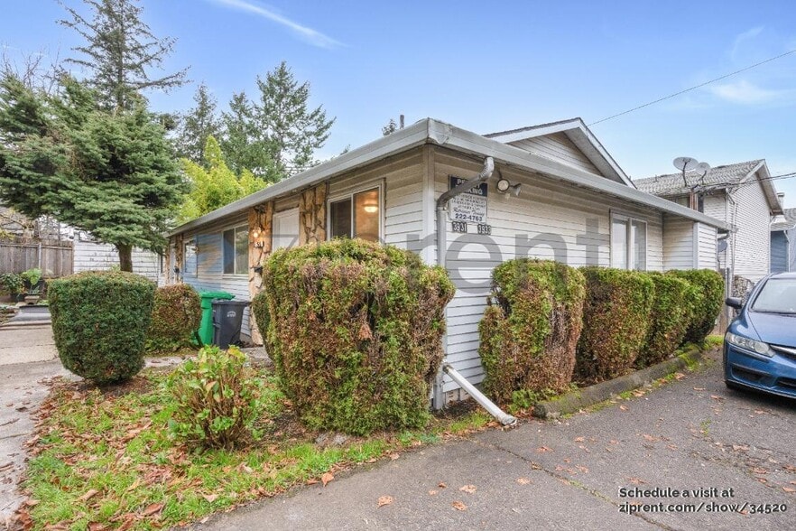 Building Photo - 3931 NE 82nd Ave