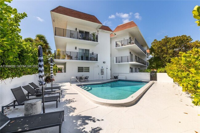 Building Photo - 1840 Jefferson Ave