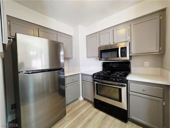 Building Photo - 2251 Wigwam Pkwy