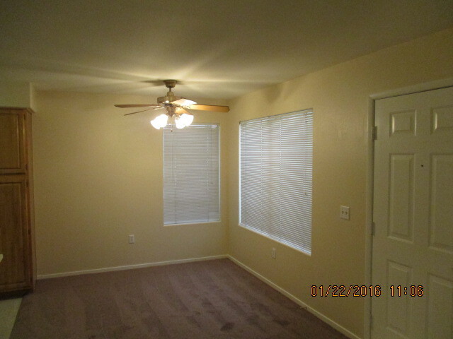 Building Photo - 5710 E Tropicana Ave