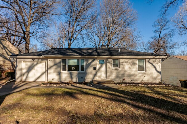 Building Photo - 4732 W 61st Terrace