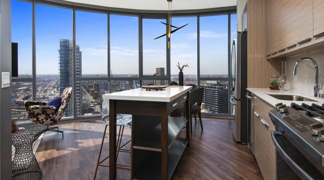 Building Photo - 902 W Madison St