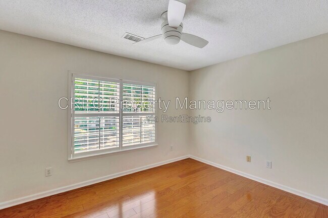 Building Photo - 1336 Wild Olive Dr