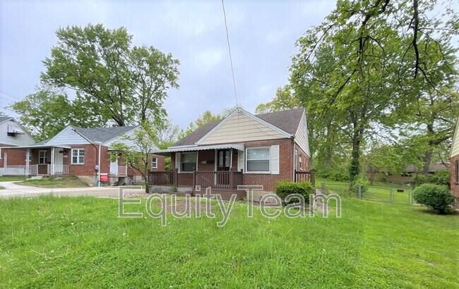 Building Photo - 2854 Allview Cir