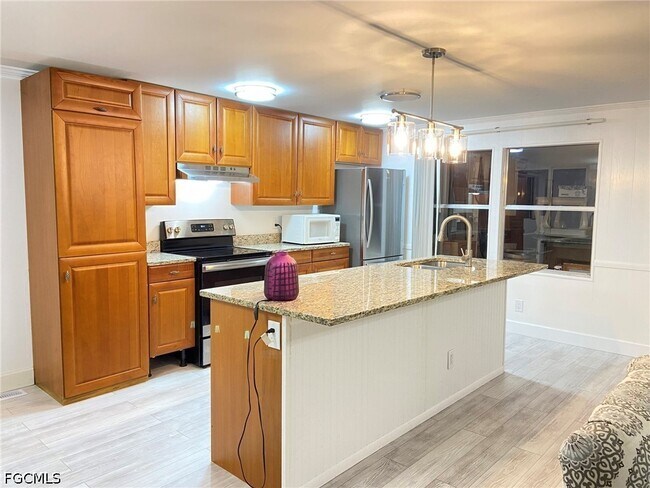 Building Photo - 5506 Virginia Dare Ln