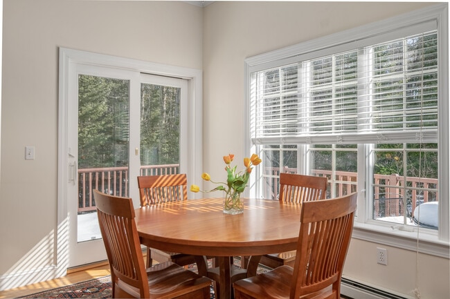 Building Photo - 53 Gables Dr