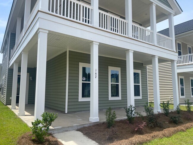 Primary Photo - First Month Free!!! Brand New Home for Ren...
