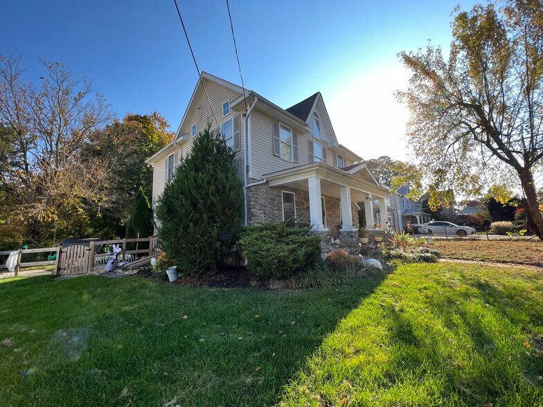 Primary Photo - 14817 Old Hanover Rd