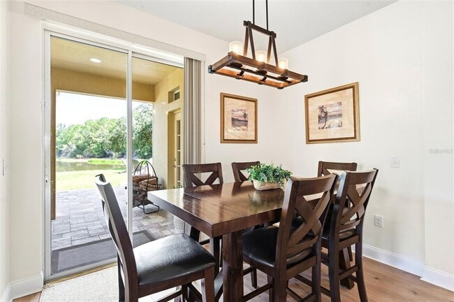 Building Photo - 2734 Silvermoss Dr
